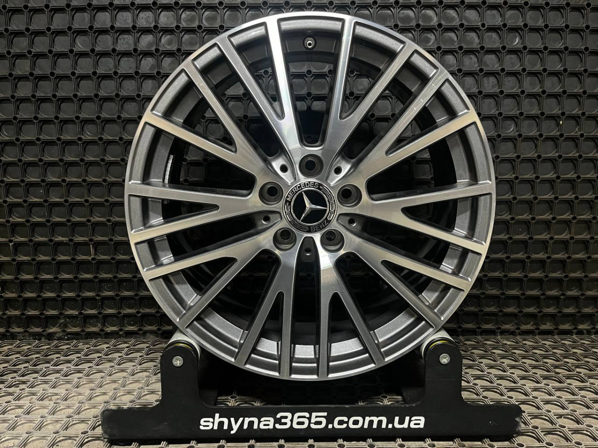 ДИСКИ ДЕМО* MERCEDES A1774010600 R18 7.5J PCD 5X112 ET49 DIA66.6 GMF