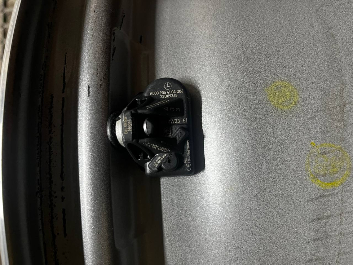 ДИСКИ ДЕМО* MERCEDES A1774010600 R18 7.5J PCD 5X112 ET49 DIA66.6 GMF