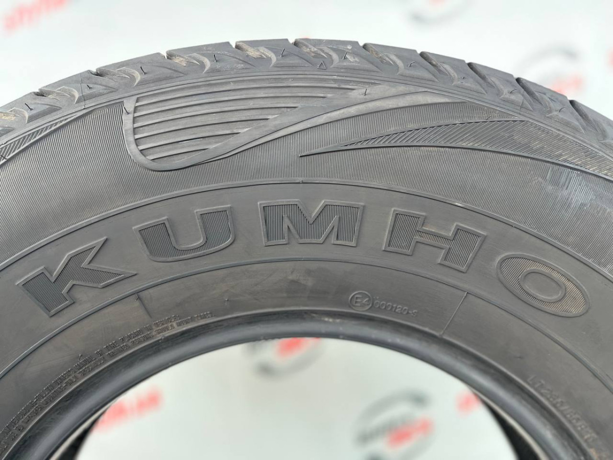 235/85 R16 KUMHO ROAD VENTURE APT 7mm