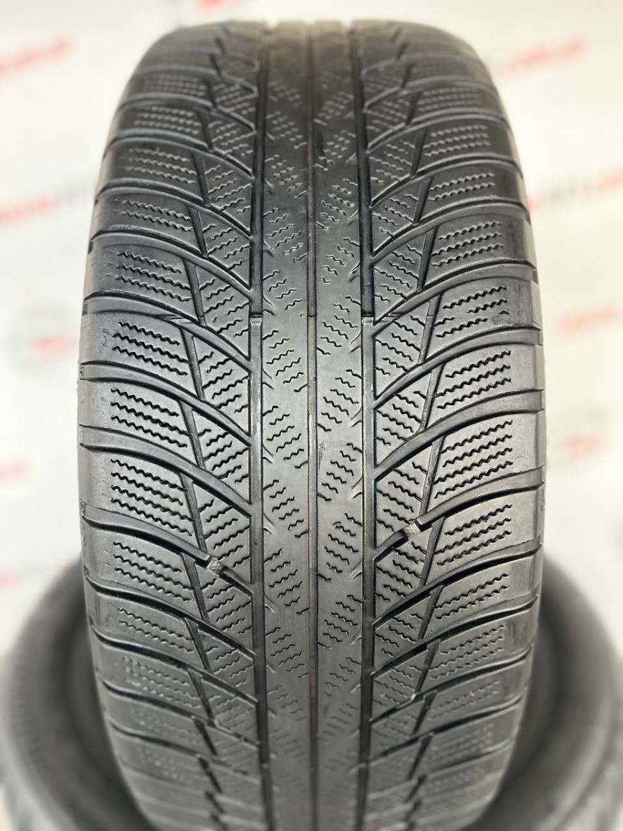 225/45 R18 BRIDGESTONE BLIZZAK LM001 4mm