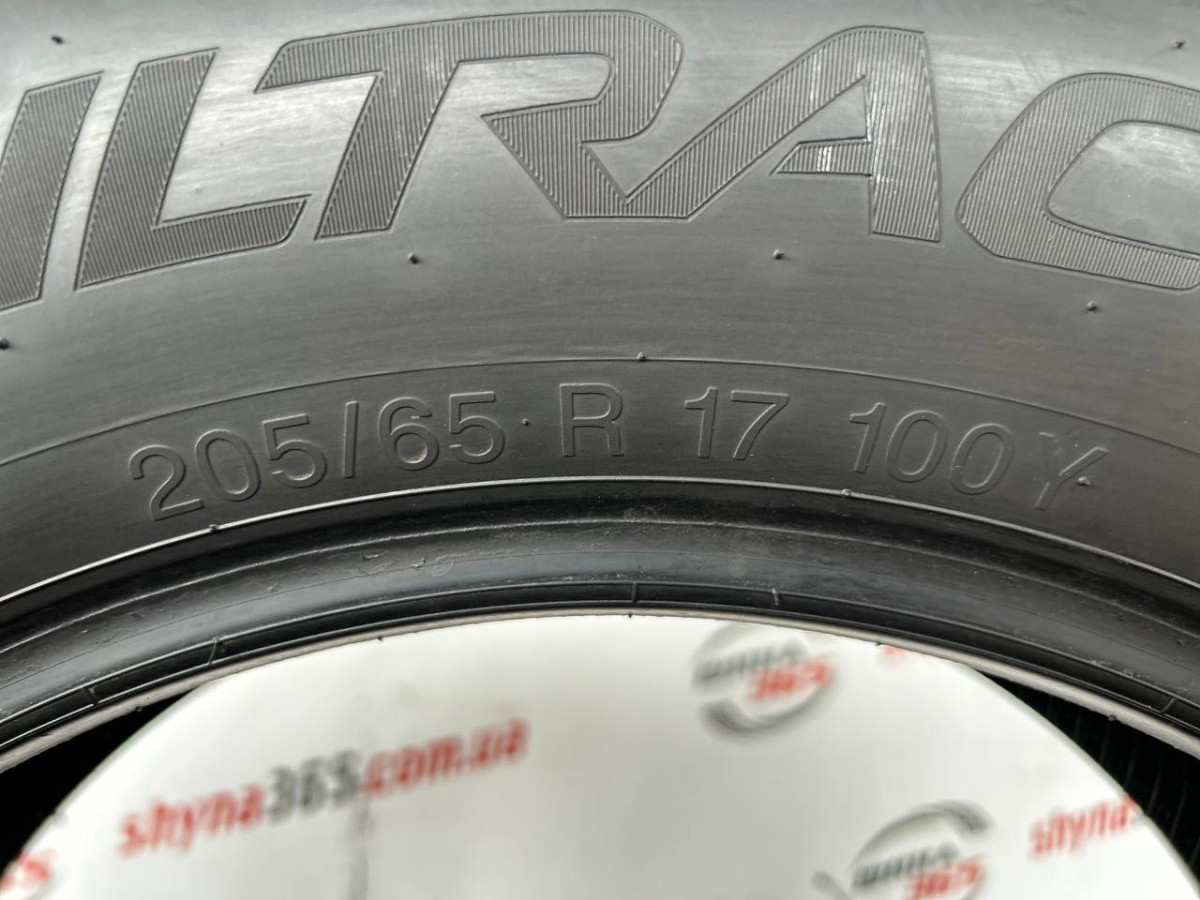 205/65 R17 VREDESTEIN ULTRAC 4mm