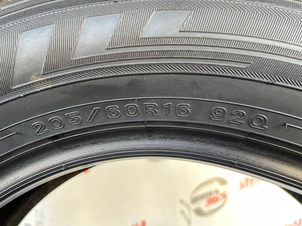 205/60 R16 DUNLOP WINTER MAXX WM03 8mm
