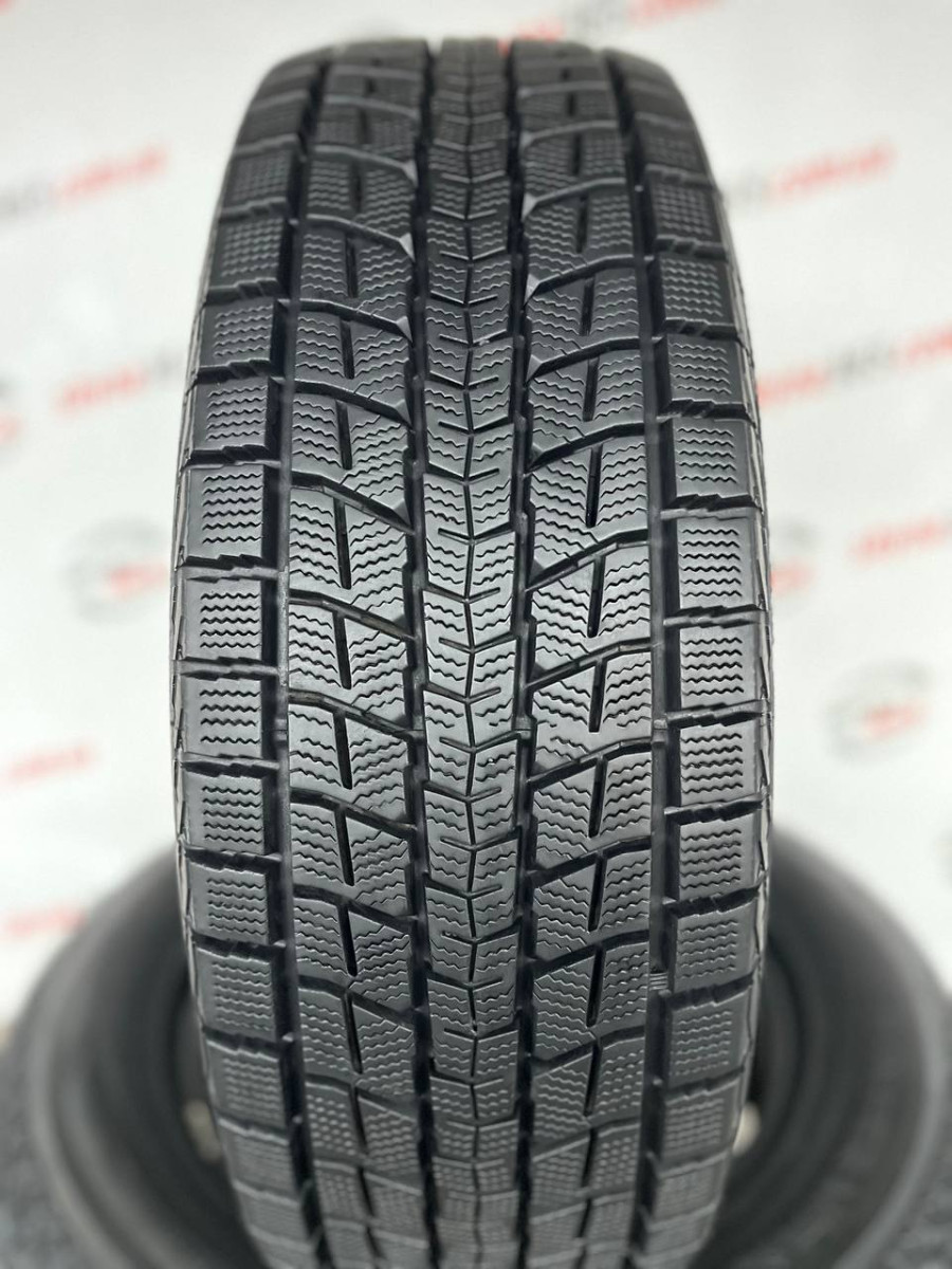 225/65 R17 DUNLOP WINTER MAXX SJ8 10mm