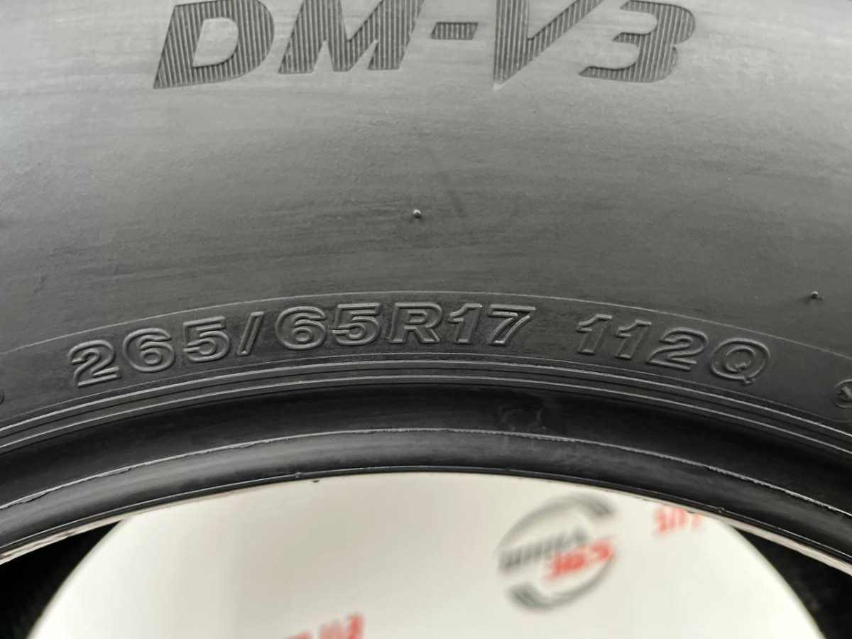 265/65 R17 BRIDGESTONE BLIZZAK DM-V3 9mm
