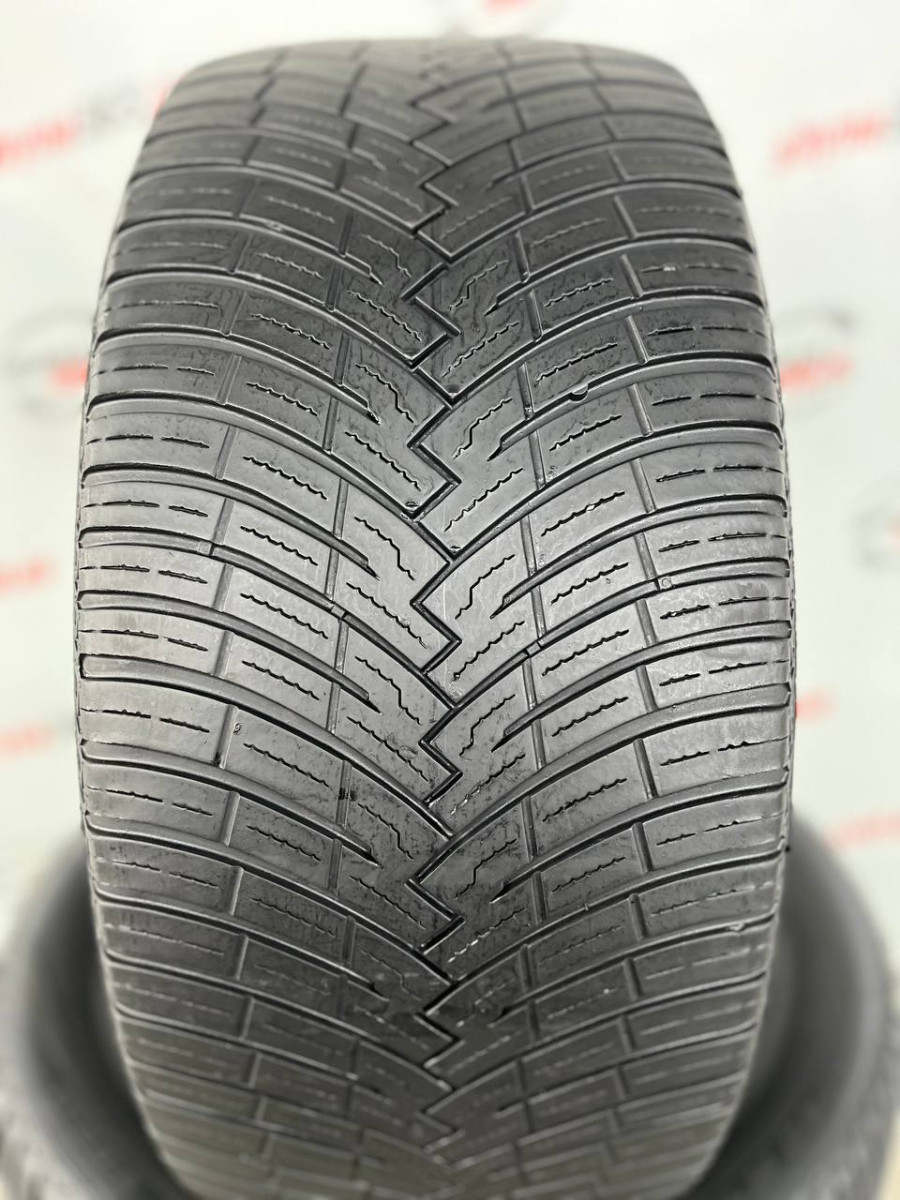 245/40 R19 PIRELLI ALL SEASON CINTURATO SF2 4mm