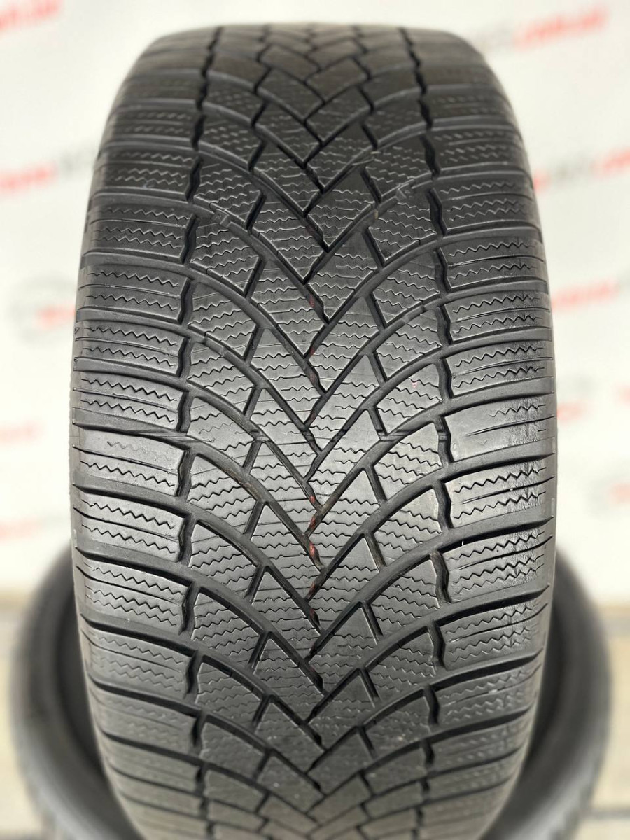 235/40 R20 BRIDGESTONE BLIZZAK LM005 6mm