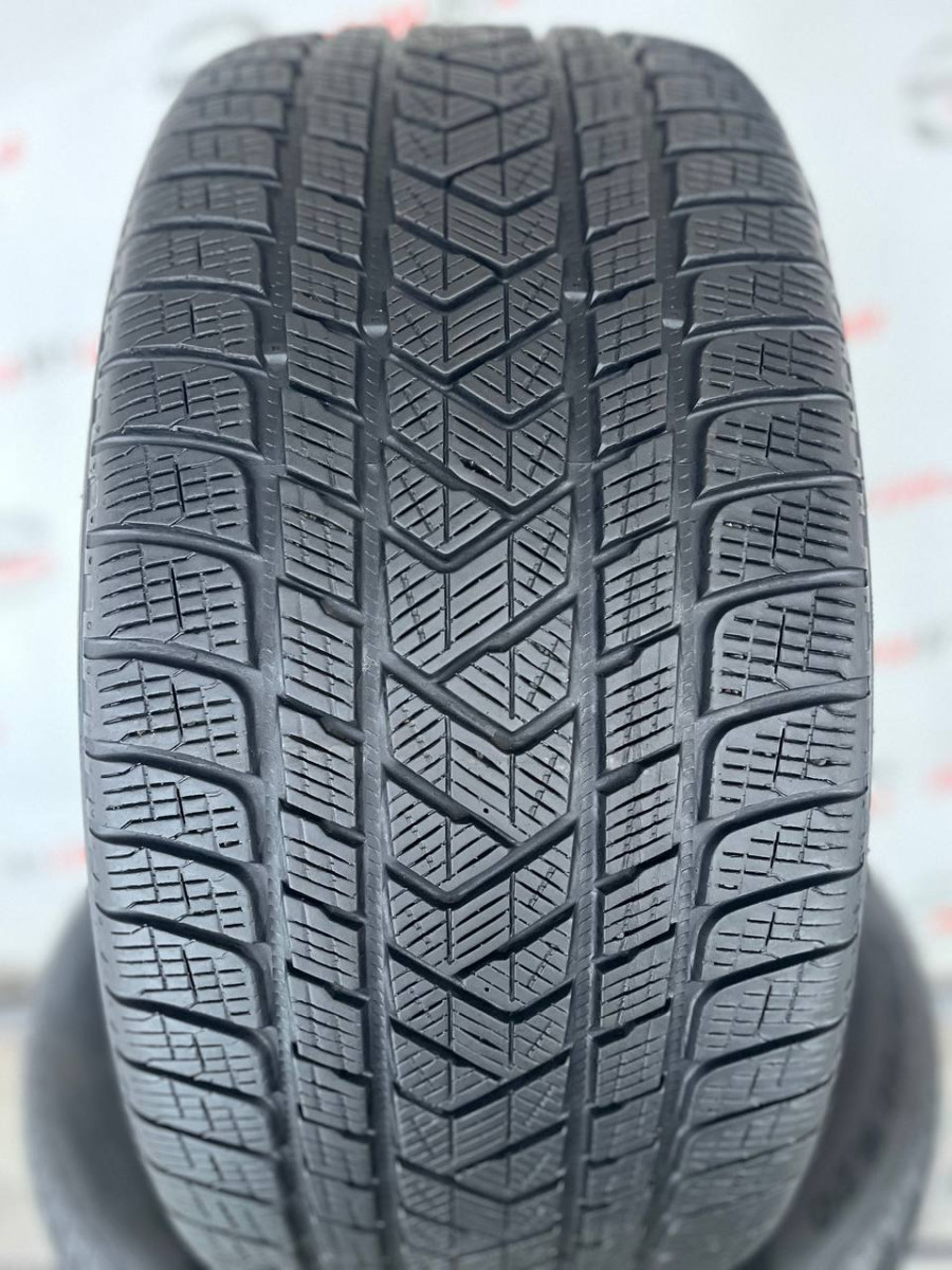 275/40 R20 PIRELLI SCORPION WINTER RUN FLAT 7mm