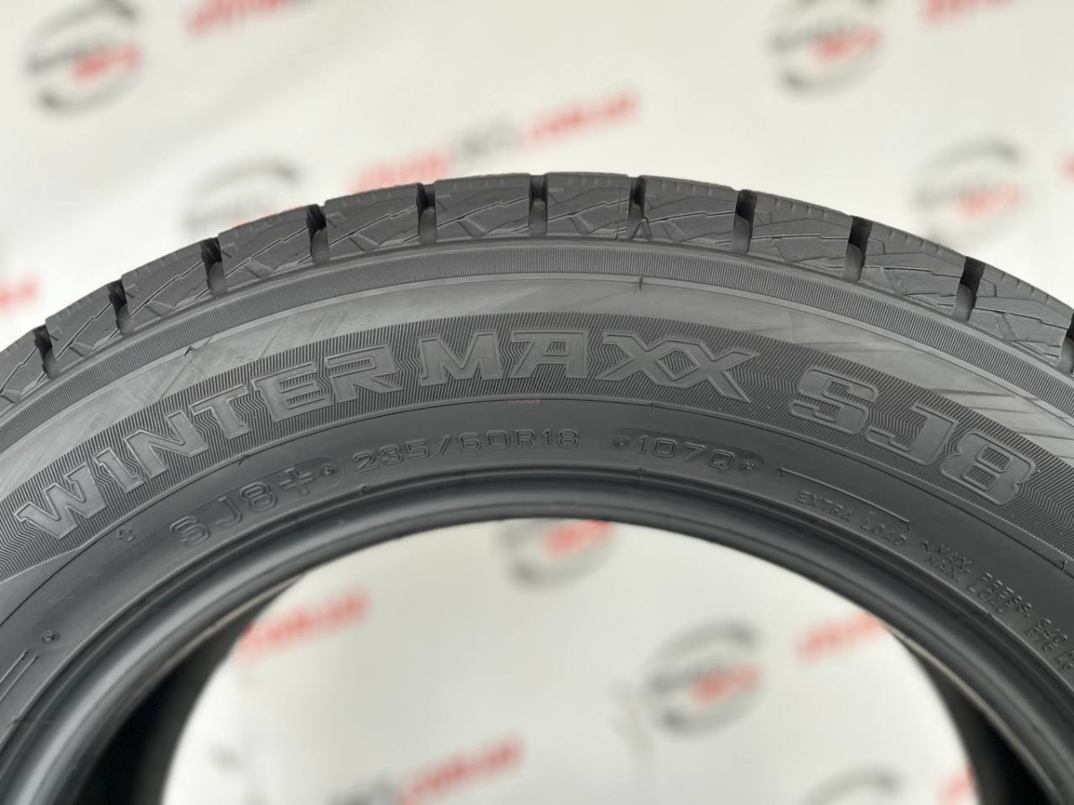 235/60 R18 DUNLOP WINTER MAXX SJ8 + 10mm