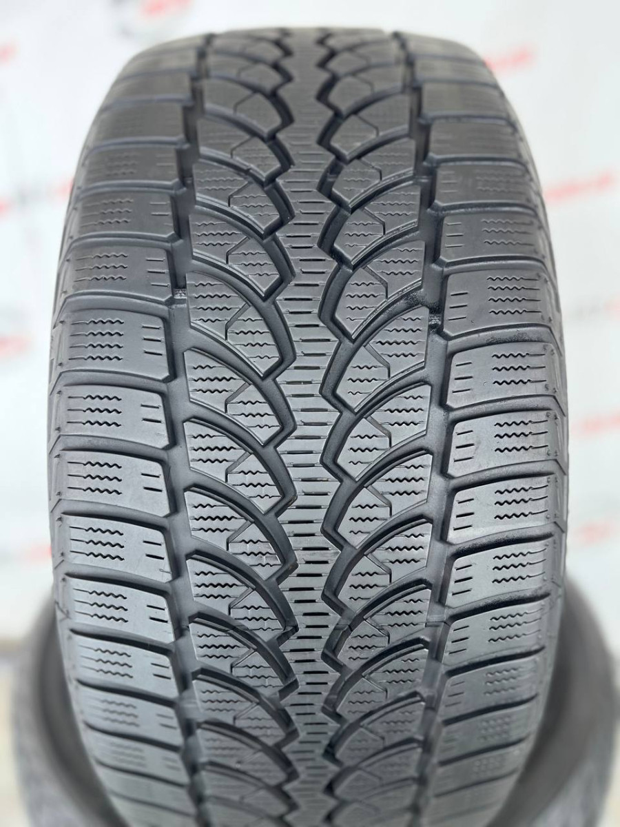 255/40 R18 BRIDGESTONE BLIZZAK LM-32 RUN FLAT 7mm