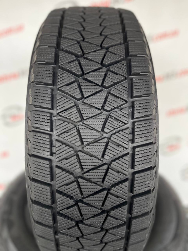 225/60 R18 BRIDGESTONE BLIZZAK DM-V2 9mm