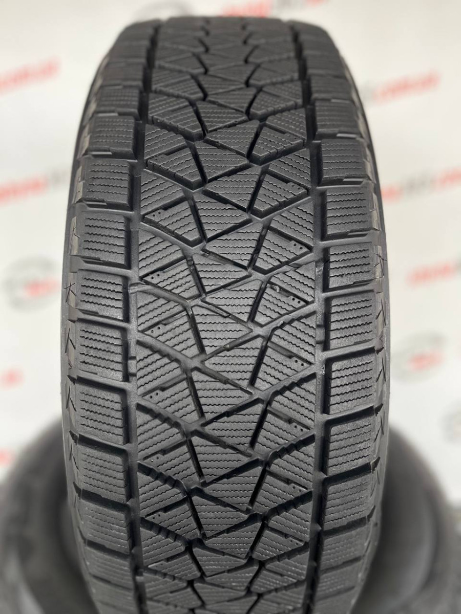 225/60 R18 BRIDGESTONE BLIZZAK DM-V2 9mm