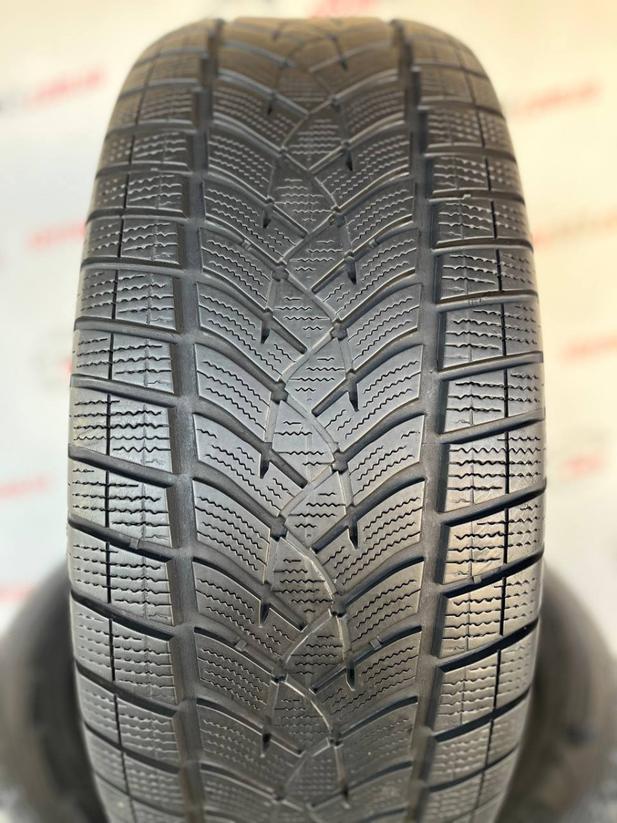 245/50 R19 GOODYEAR ULTRAGRIP PERFORMANCE GEN-1 SUV 5mm