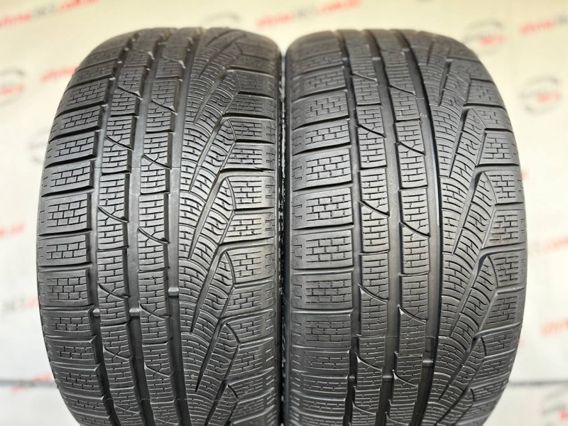 235/35 R19 PIRELLI SOTTOZERO WINTER 240 SERIE II 7mm